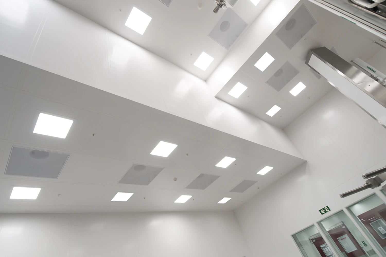 Plafond avec retombées
